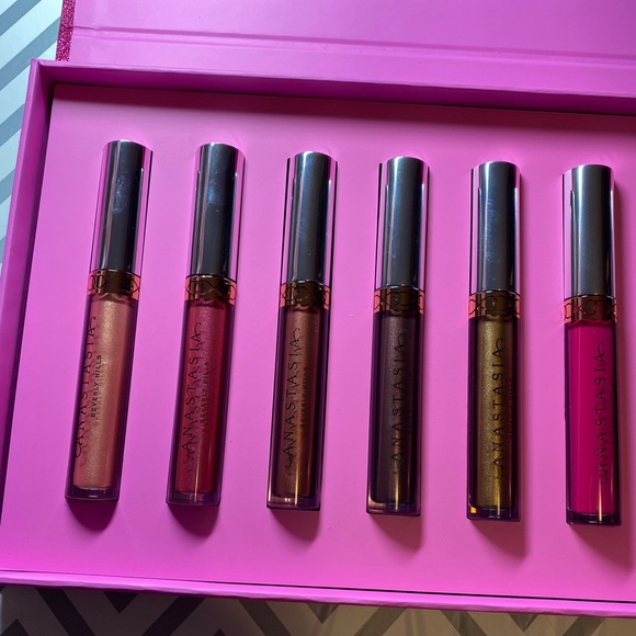 Limited edition Anastasia lipstick set - Picture 4 of 13